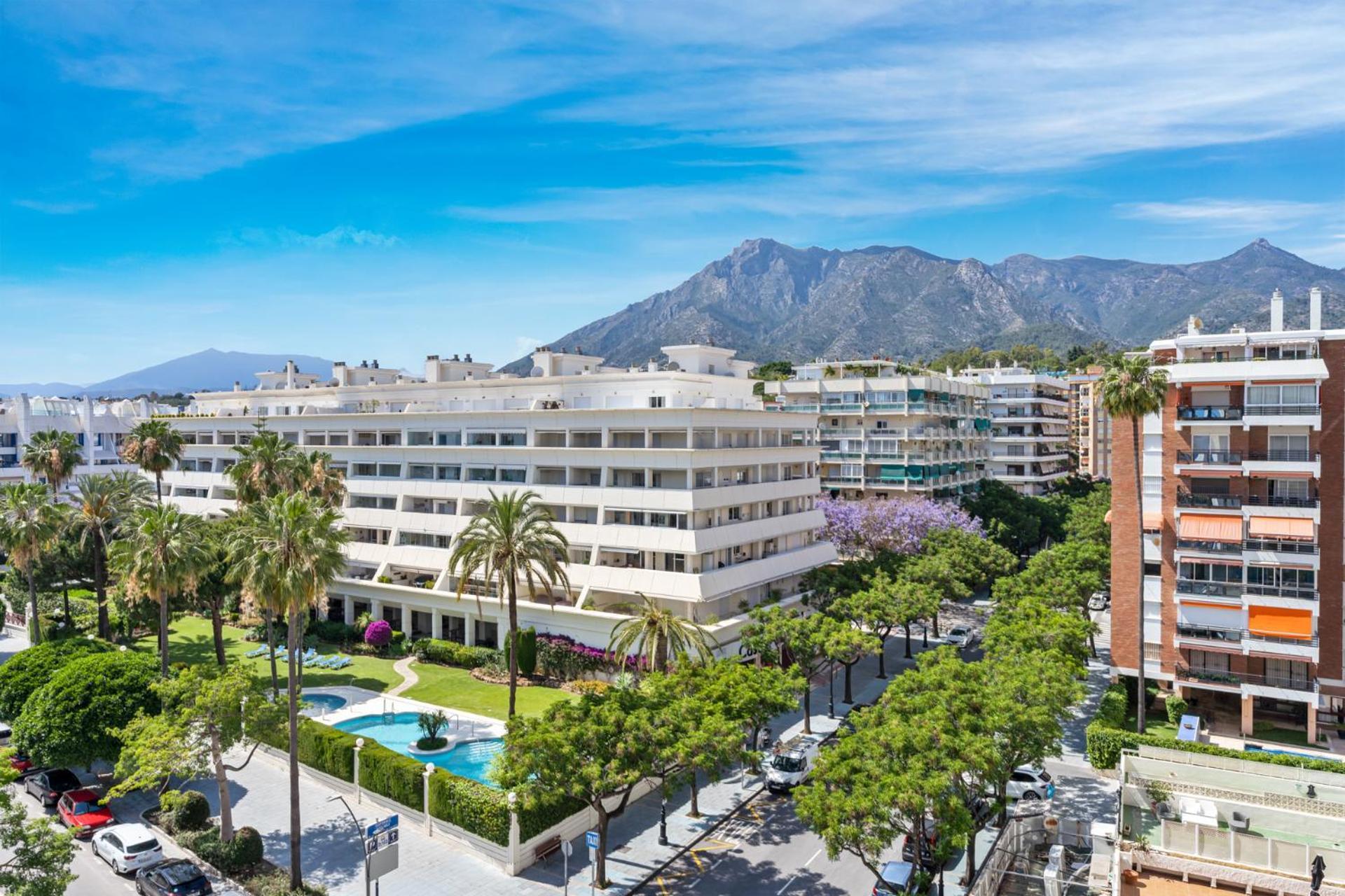 Beach Front Apartment With Pool Marbella Luaran gambar